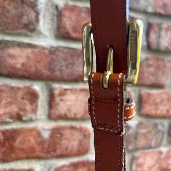 Vintage Dooney & Bourke AWL Leather Off White Tan Crossbody Saddle Bag - Picture 7 of 12